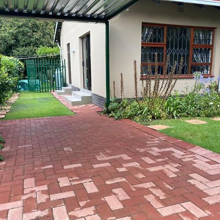 Garden And Park Leisure On Tugela Apartment Benoni Exterior photo